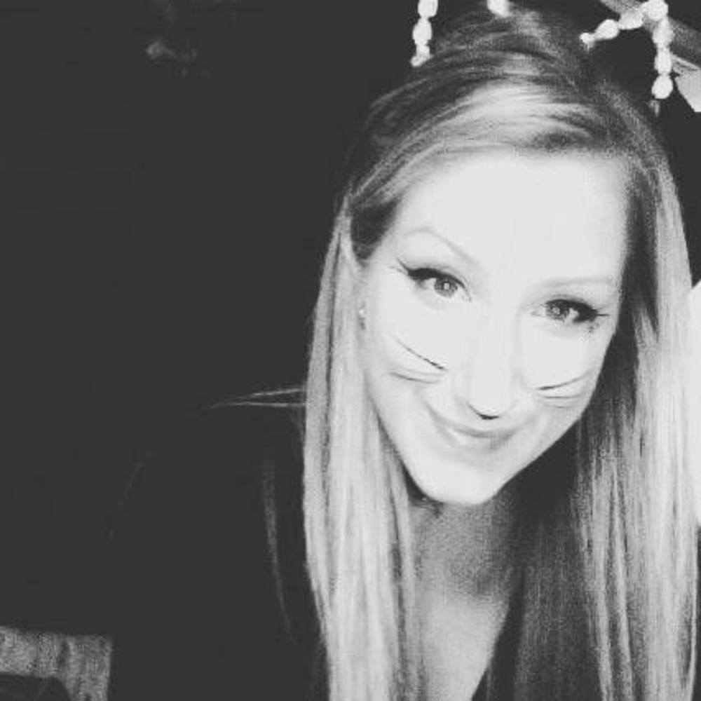 Meet your Posher, Lolita